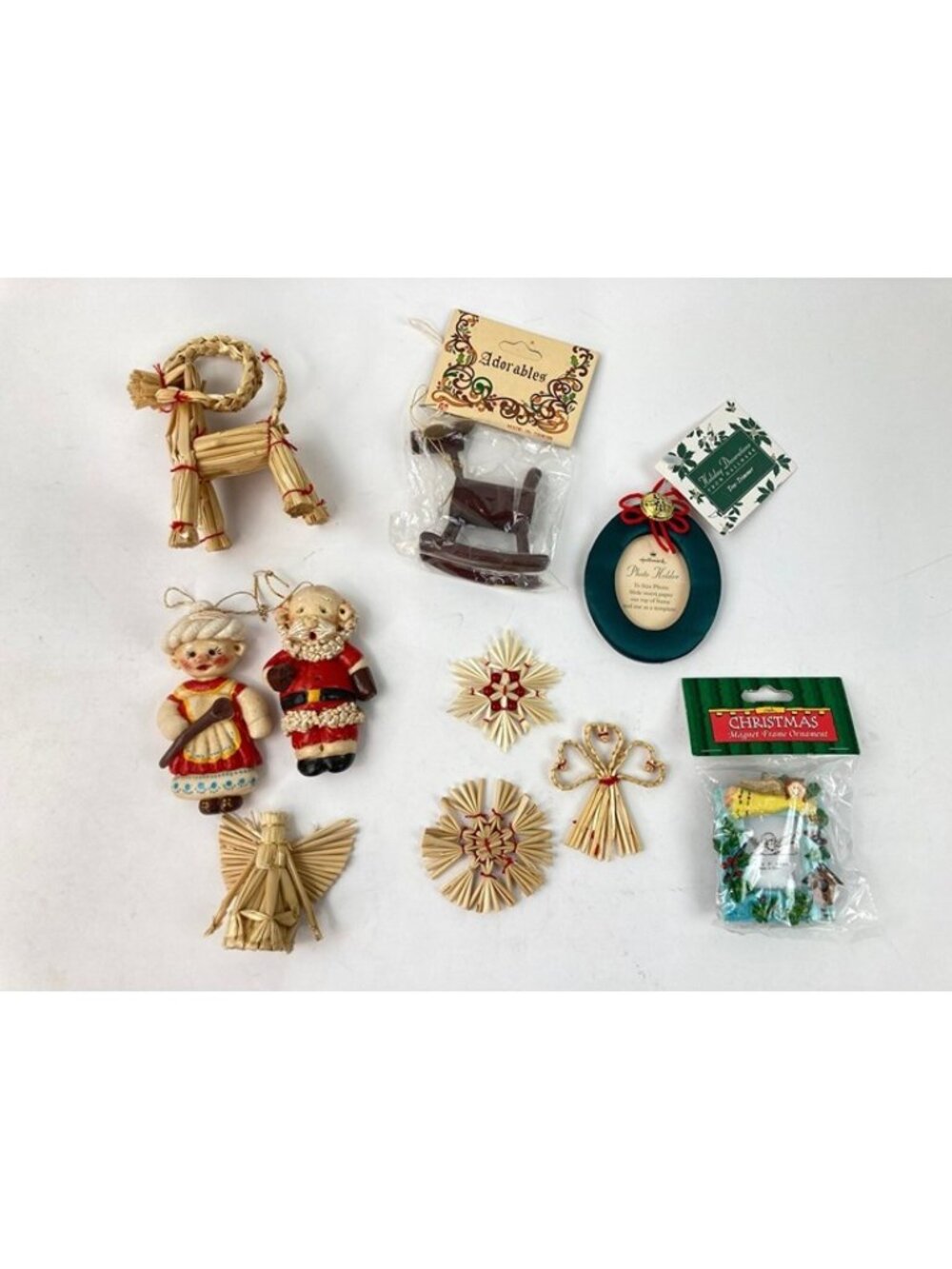 -Christmas Ornament Lot Wicker Rattan Primitive Boho Mininmalist Vtg Farmcore